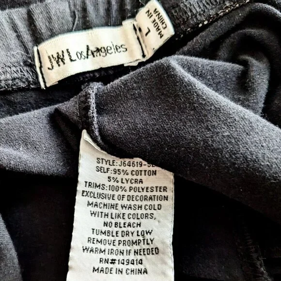 Johnny Was Black Embroidered Leggings 28" Size Large - Picture 7 of 7